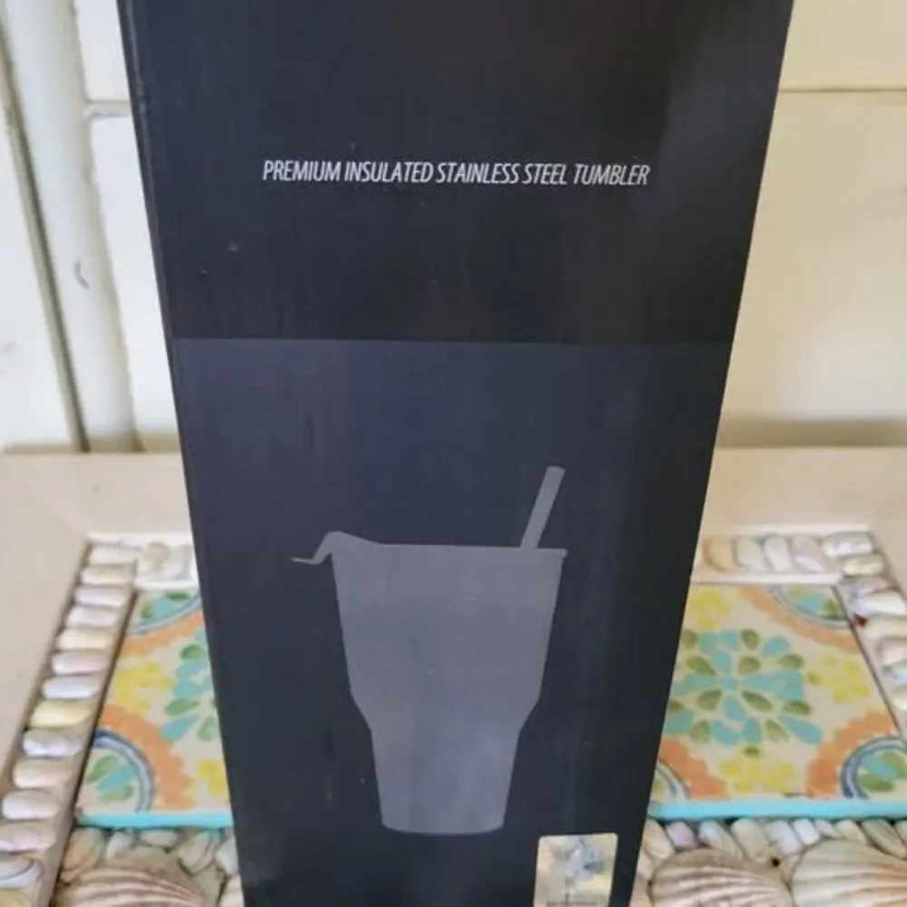 Officially Licensed Montreal Canadiens NHL Drink Tumbler - NIB - XPosted